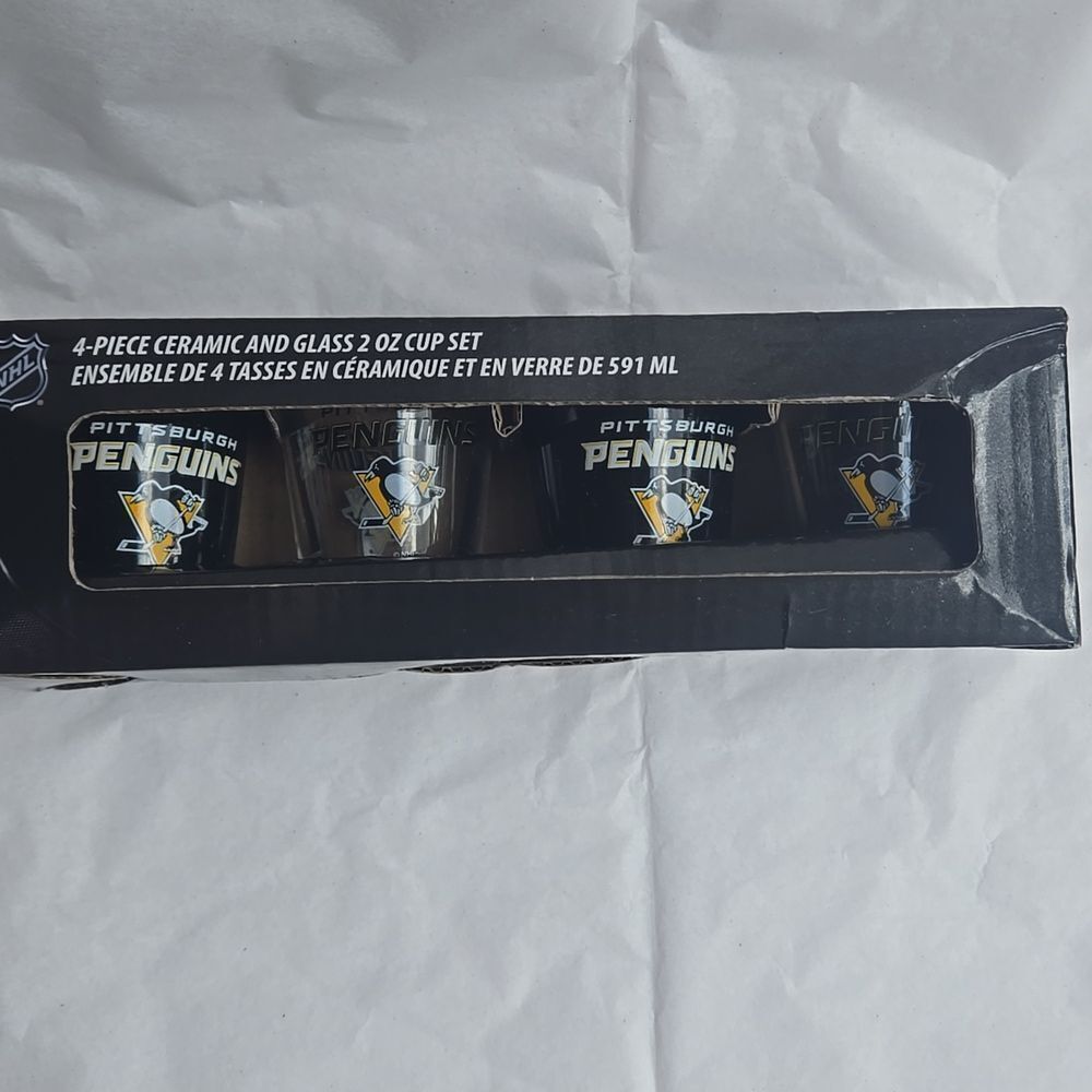 Pittsburgh Penguins Ceramic and Glass 2 Ounce Shot Glass Set, Set Of 4 - NEW